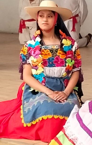 1. Denisse 922